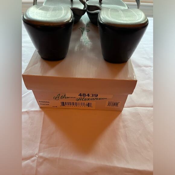 Athena Alexander Sabrina Pewter Rhinestone Sandals Size 10 Medium - Picture 3 of 8